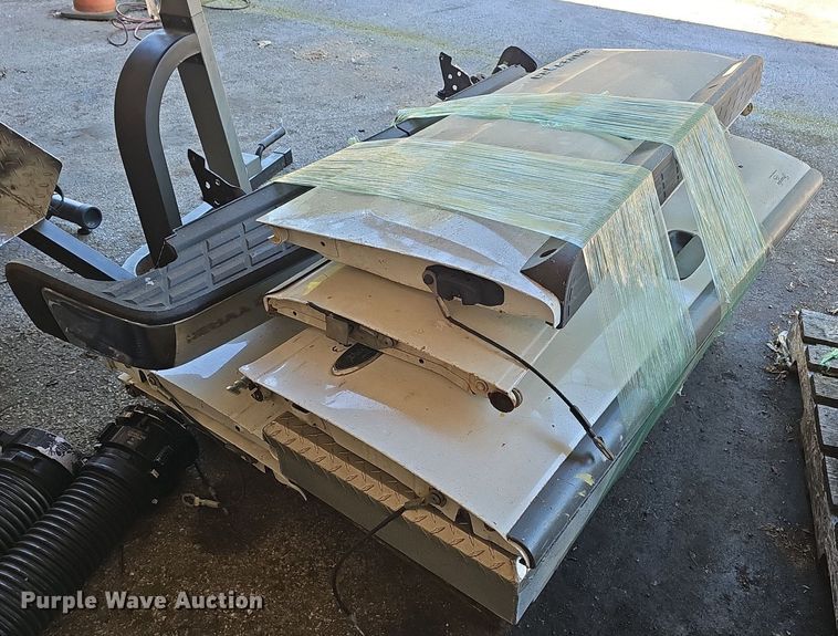 image for item EJ5658 Pickup truck parts