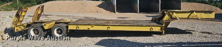 image for item EJ5664 1975 Transport Trailers  CR36XF equipment trailer