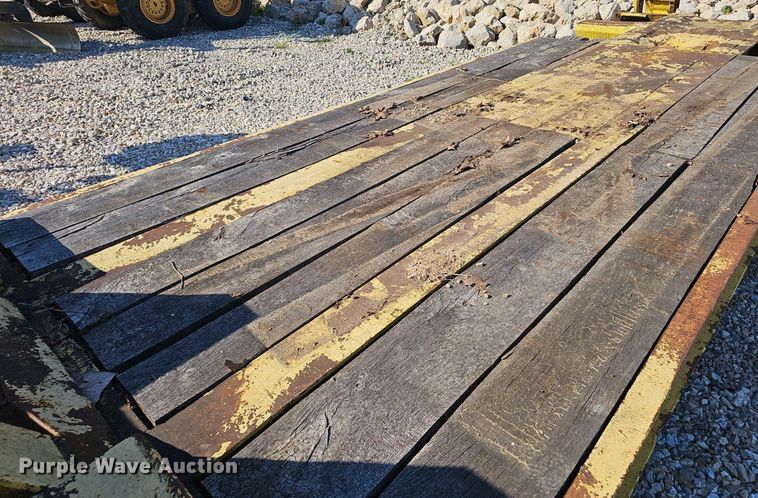 image for item EJ5664 1975 Transport Trailers  CR36XF equipment trailer