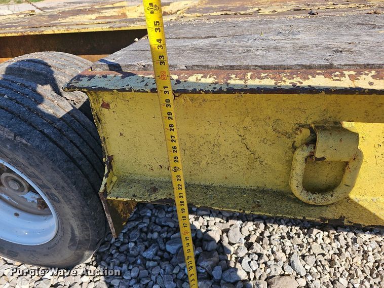 image for item EJ5664 1975 Transport Trailers  CR36XF equipment trailer