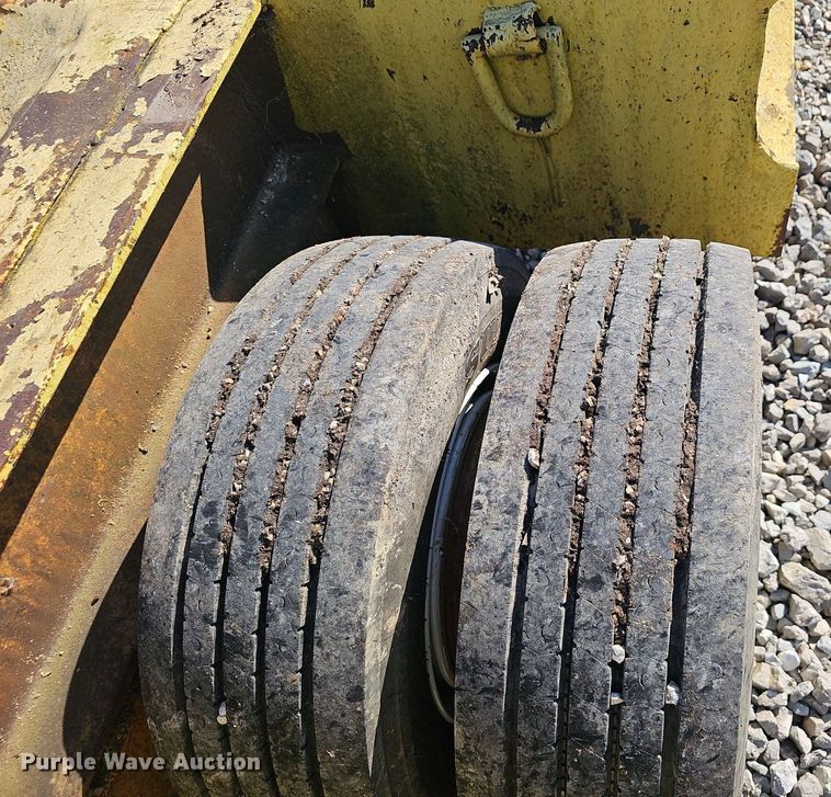 image for item EJ5664 1975 Transport Trailers  CR36XF equipment trailer