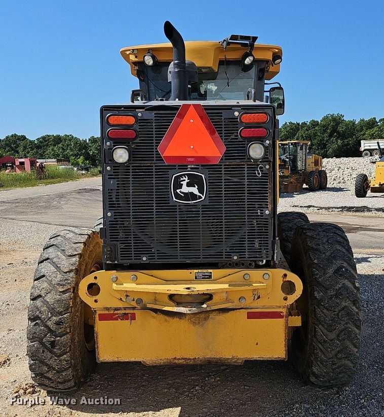 image for item EJ5666 2009 John Deere 770G motor grader