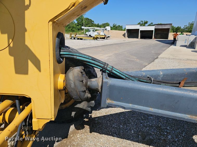 image for item EJ5666 2009 John Deere 770G motor grader