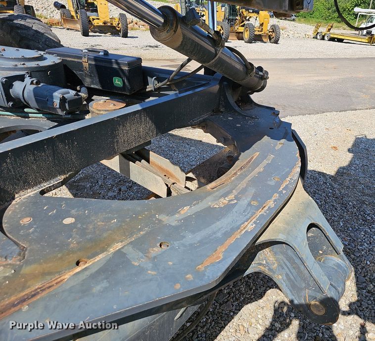 image for item EJ5666 2009 John Deere 770G motor grader