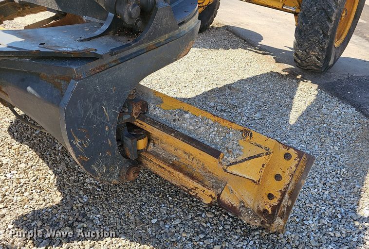 image for item EJ5666 2009 John Deere 770G motor grader