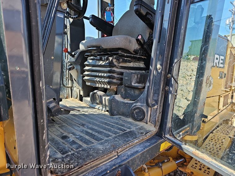 image for item EJ5666 2009 John Deere 770G motor grader