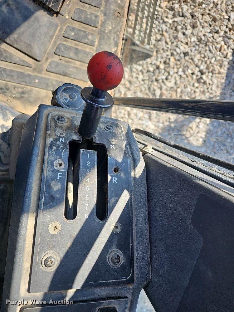 image for item EJ5666 2009 John Deere 770G motor grader