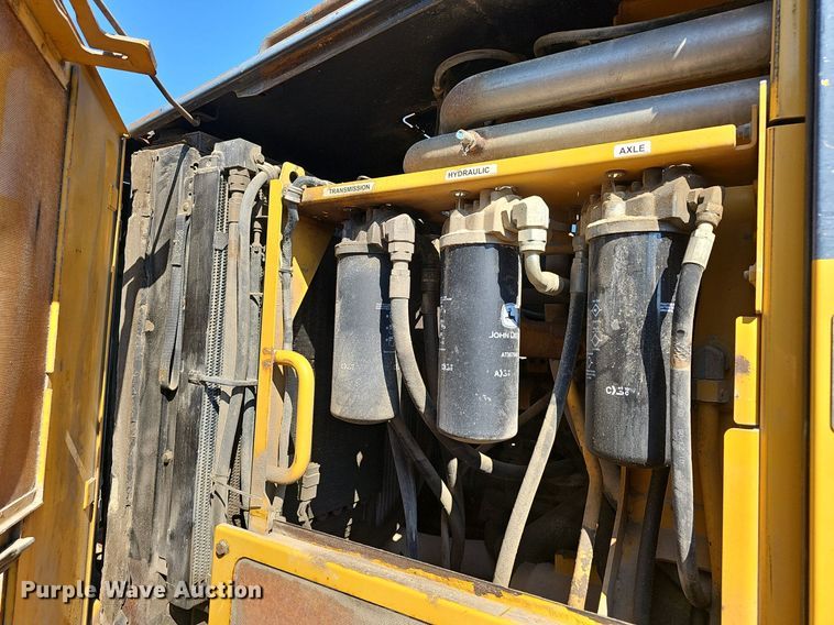 image for item EJ5666 2009 John Deere 770G motor grader