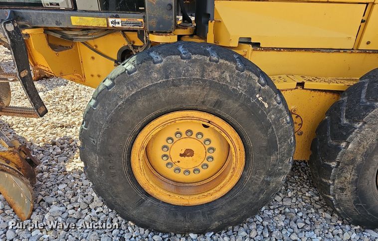 image for item EJ5666 2009 John Deere 770G motor grader