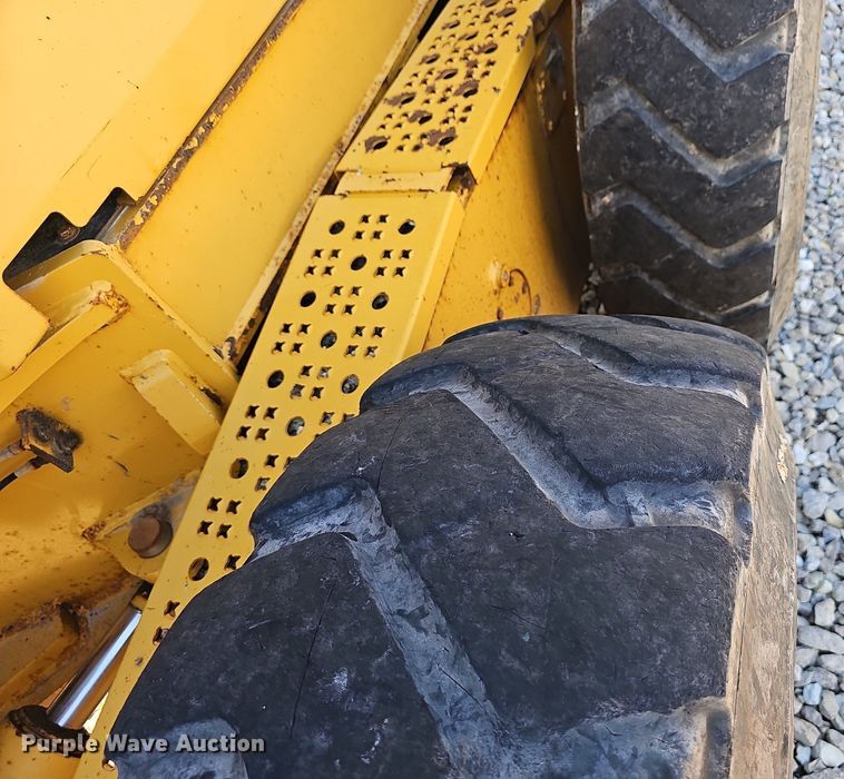 image for item EJ5666 2009 John Deere 770G motor grader