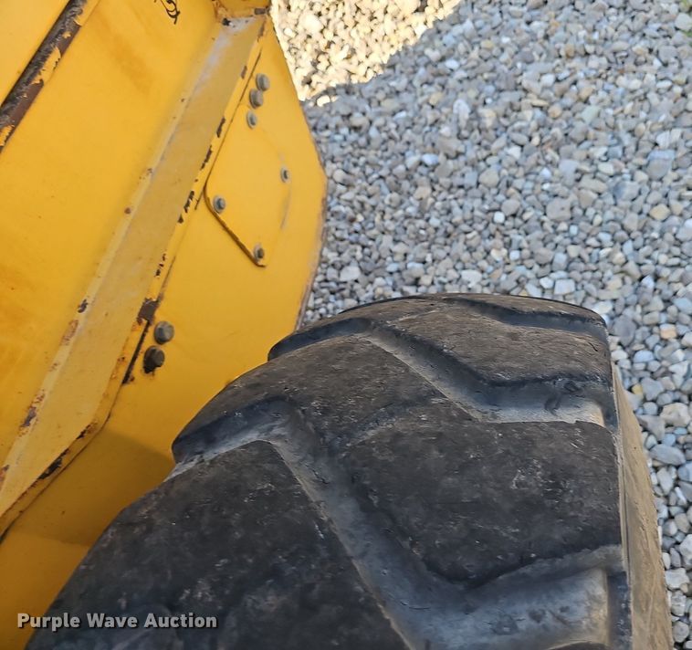 image for item EJ5666 2009 John Deere 770G motor grader