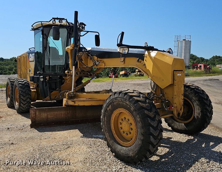 image for item EJ5667 2011 Caterpillar  140M2 motor grader