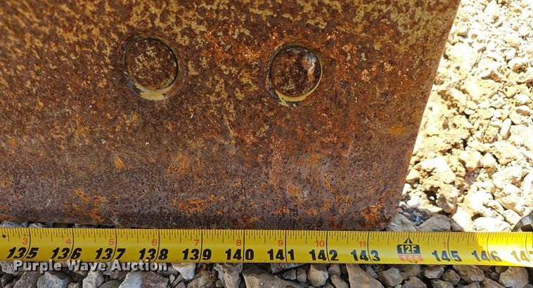 image for item EJ5667 2011 Caterpillar  140M2 motor grader