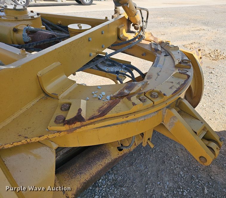 image for item EJ5667 2011 Caterpillar  140M2 motor grader