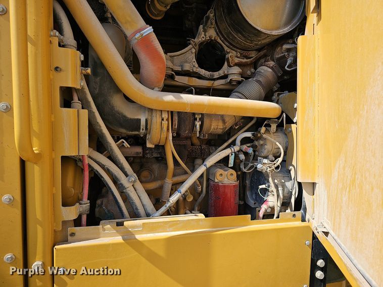 image for item EJ5667 2011 Caterpillar  140M2 motor grader