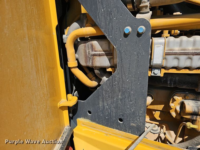 image for item EJ5668 2012 John Deere  770G motor grader