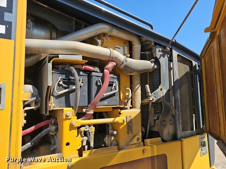 image for item EJ5668 2012 John Deere  770G motor grader