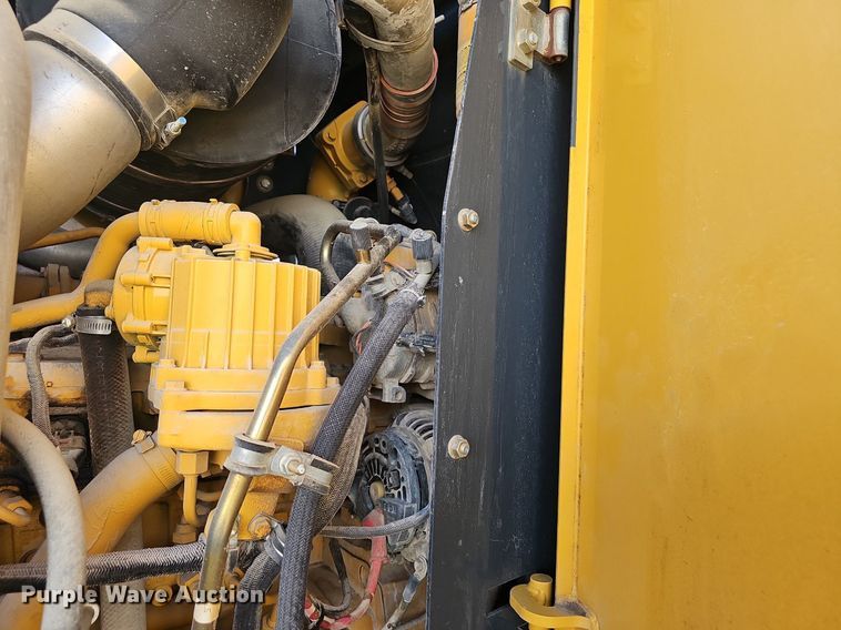 image for item EJ5668 2012 John Deere  770G motor grader