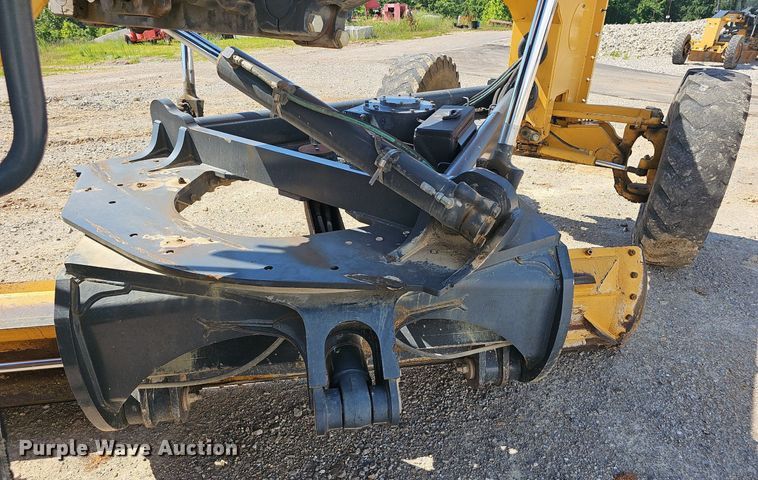 image for item EJ5668 2012 John Deere  770G motor grader