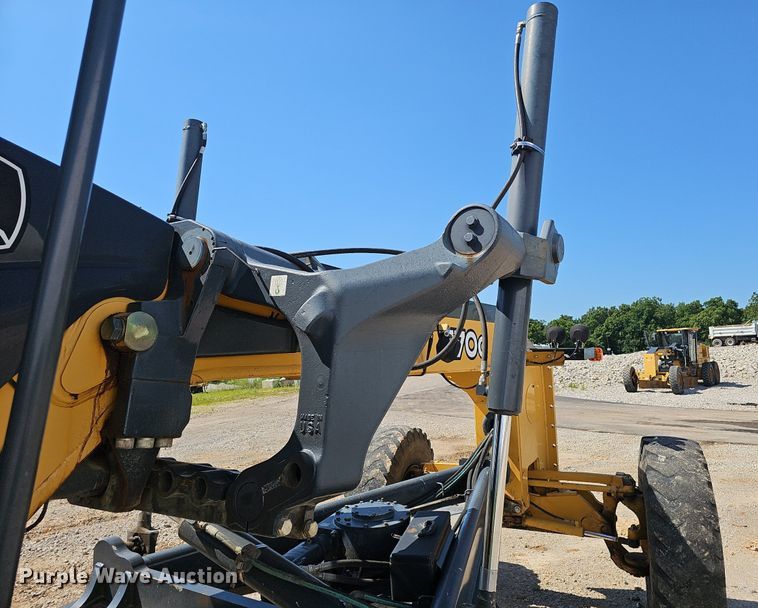 image for item EJ5668 2012 John Deere  770G motor grader