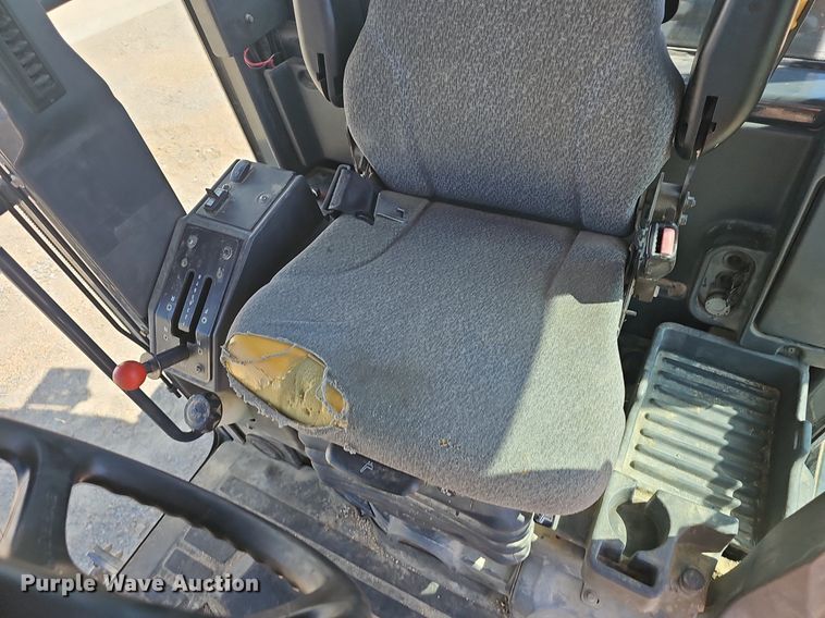 image for item EJ5668 2012 John Deere  770G motor grader