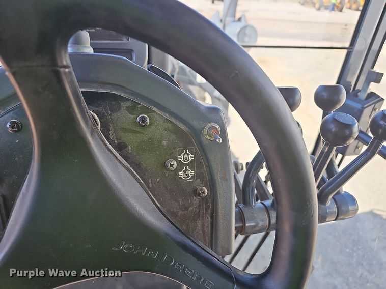 image for item EJ5668 2012 John Deere  770G motor grader