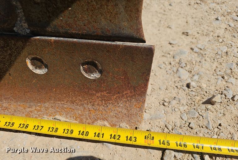 image for item EJ5669 2010 John Deere  770G motor grader