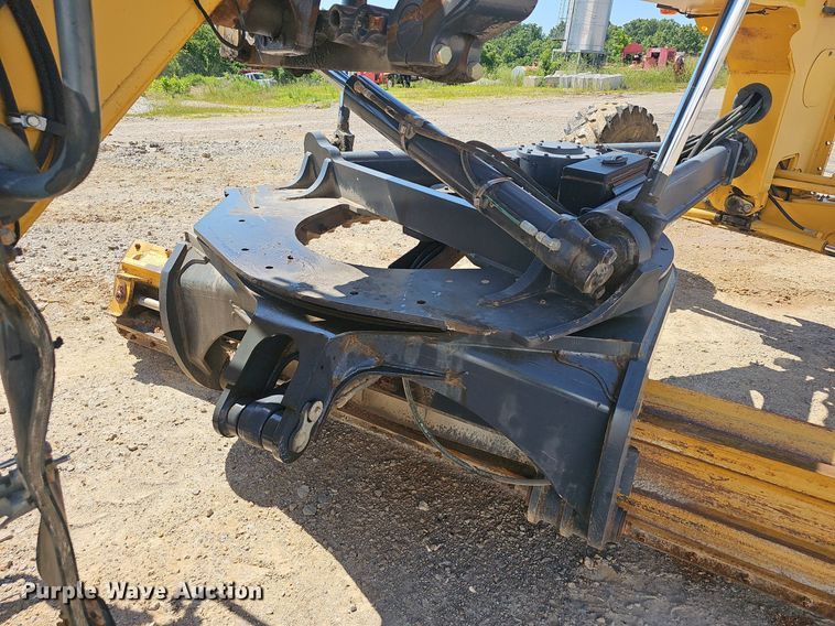 image for item EJ5669 2010 John Deere  770G motor grader