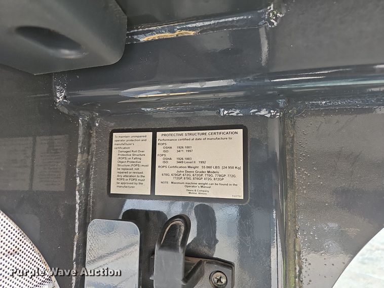 image for item EJ5669 2010 John Deere  770G motor grader