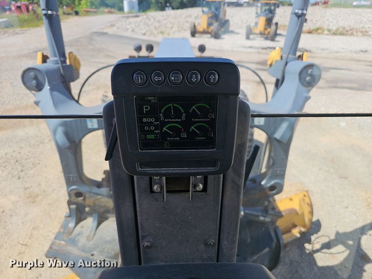 image for item EJ5669 2010 John Deere  770G motor grader