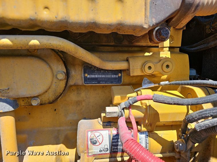 image for item EJ5669 2010 John Deere  770G motor grader