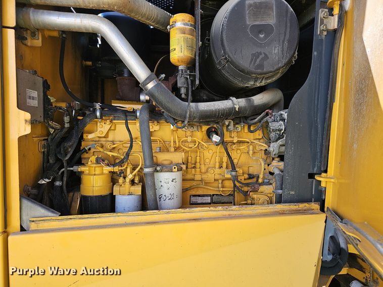 image for item EJ5669 2010 John Deere  770G motor grader