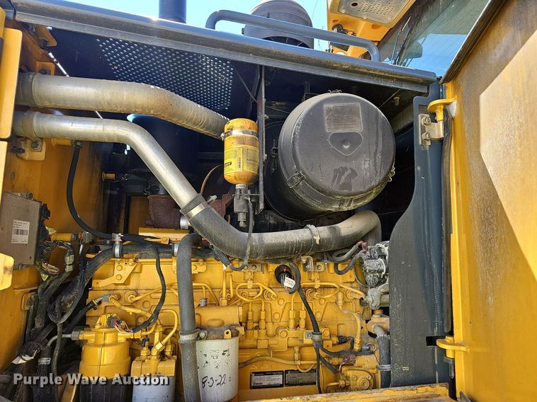 image for item EJ5669 2010 John Deere  770G motor grader