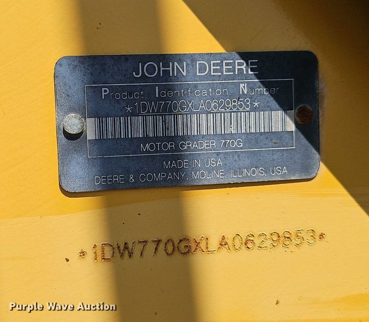 image for item EJ5669 2010 John Deere  770G motor grader