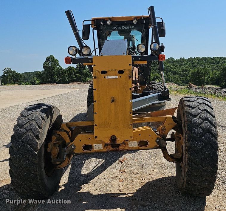 image for item EJ5670 2014 John Deere  770G motor grader