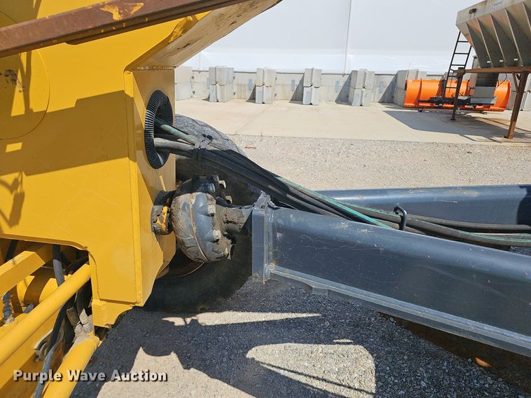 image for item EJ5670 2014 John Deere  770G motor grader