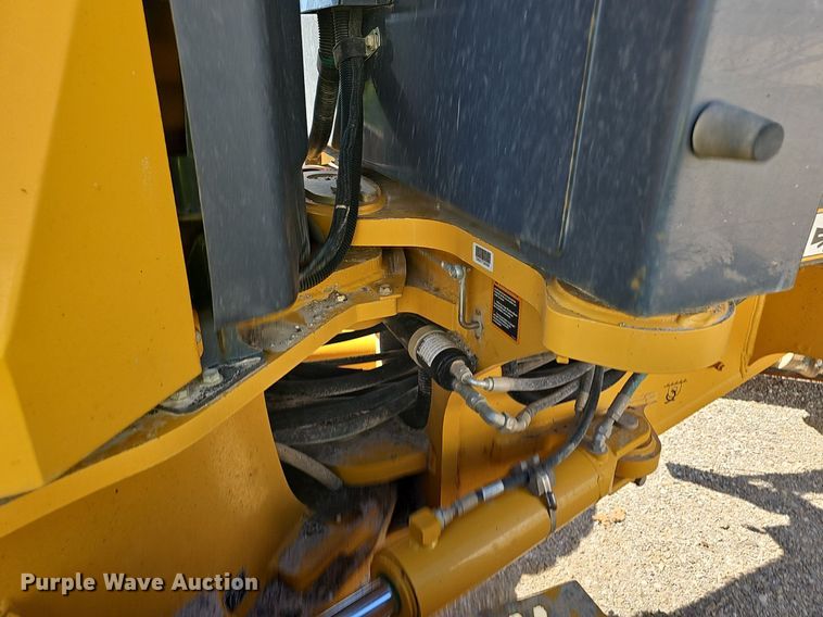 image for item EJ5670 2014 John Deere  770G motor grader