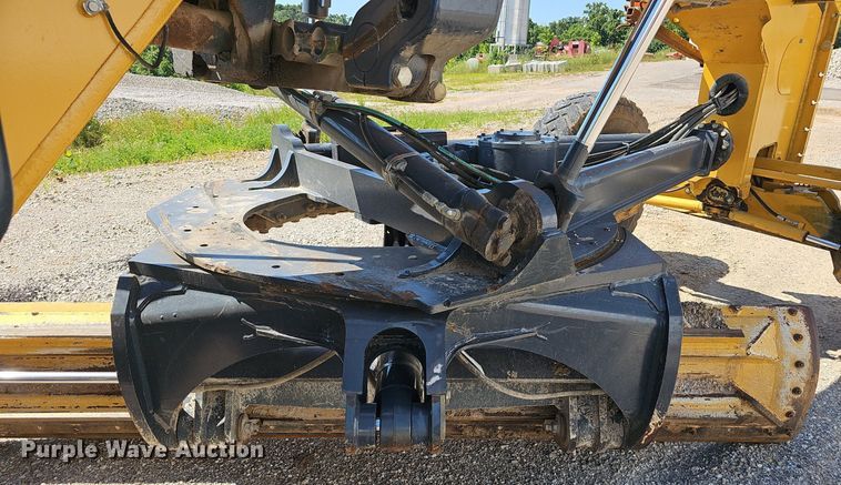 image for item EJ5670 2014 John Deere  770G motor grader