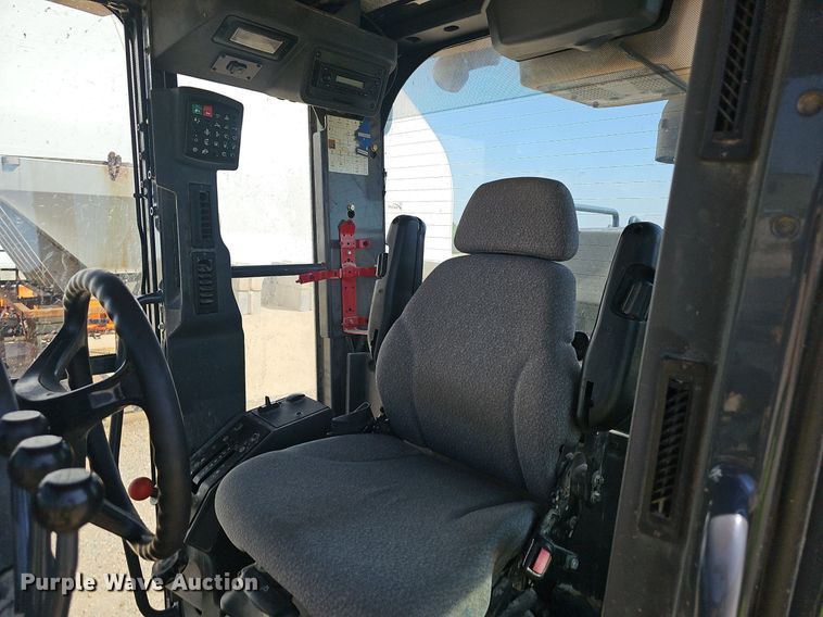 image for item EJ5670 2014 John Deere  770G motor grader