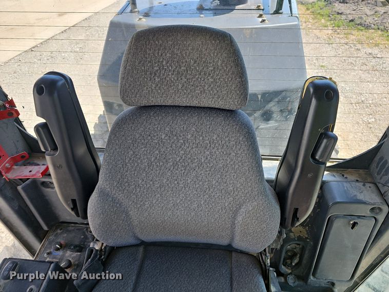 image for item EJ5670 2014 John Deere  770G motor grader