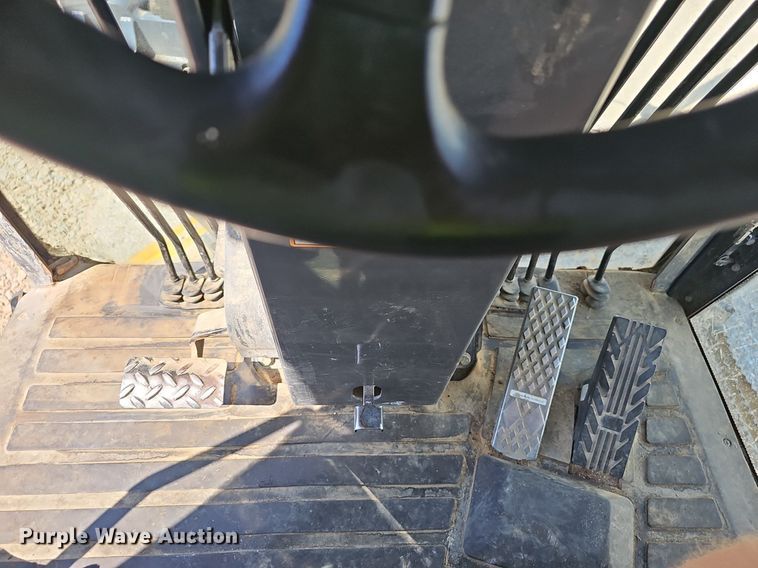 image for item EJ5670 2014 John Deere  770G motor grader