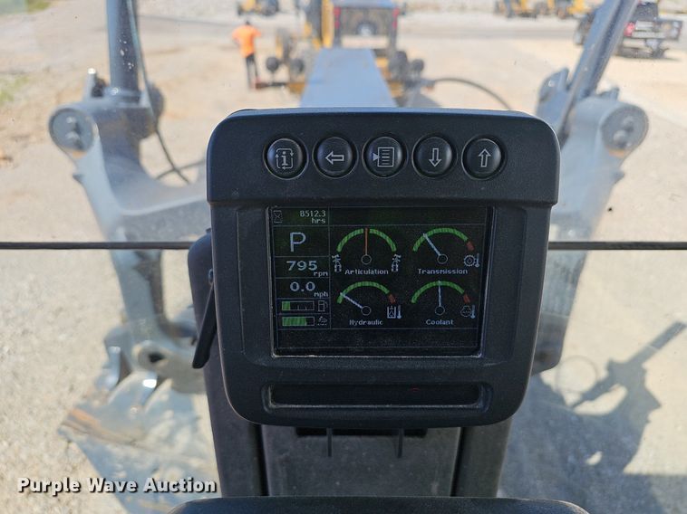 image for item EJ5670 2014 John Deere  770G motor grader