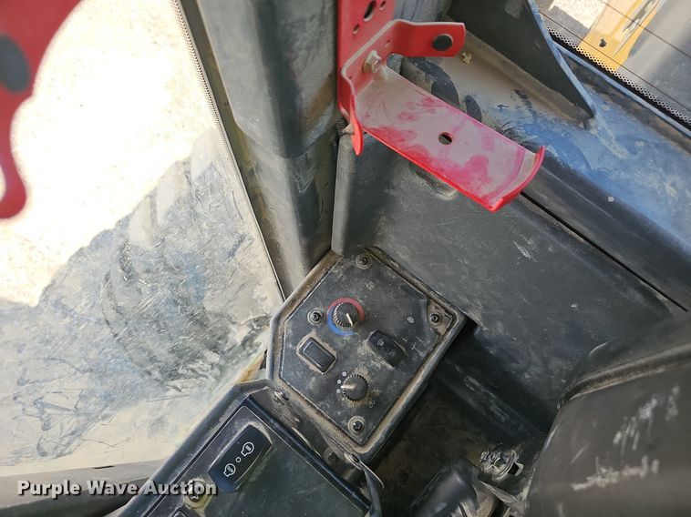 image for item EJ5670 2014 John Deere  770G motor grader