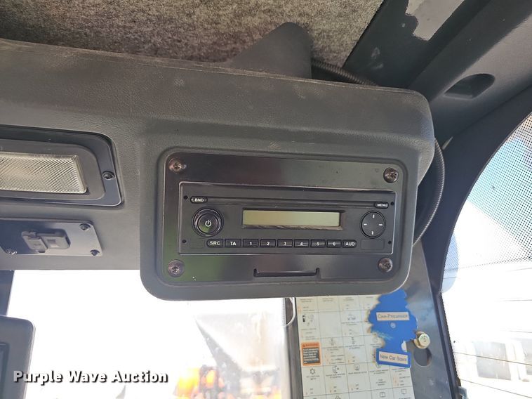 image for item EJ5670 2014 John Deere  770G motor grader