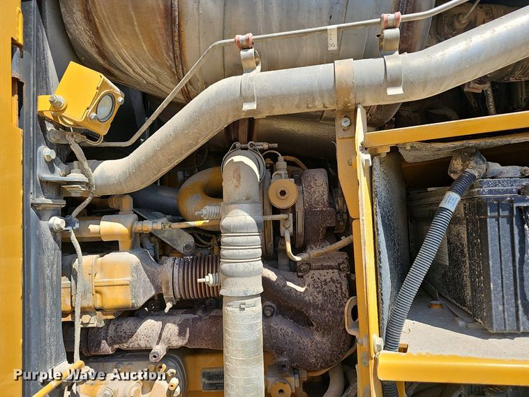 image for item EJ5670 2014 John Deere  770G motor grader