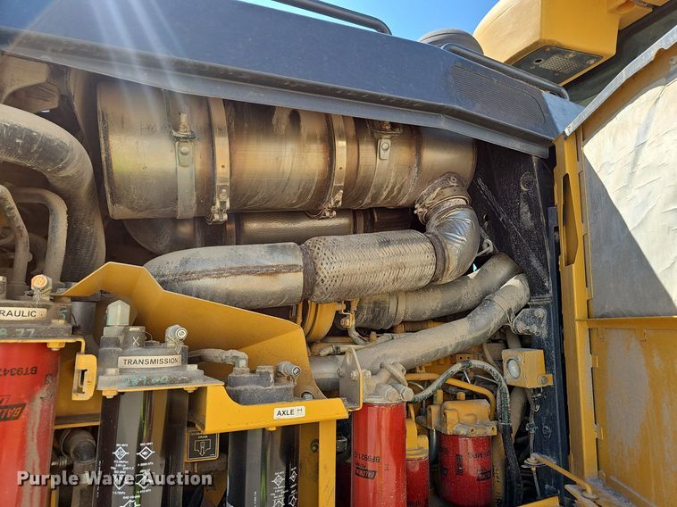 image for item EJ5670 2014 John Deere  770G motor grader