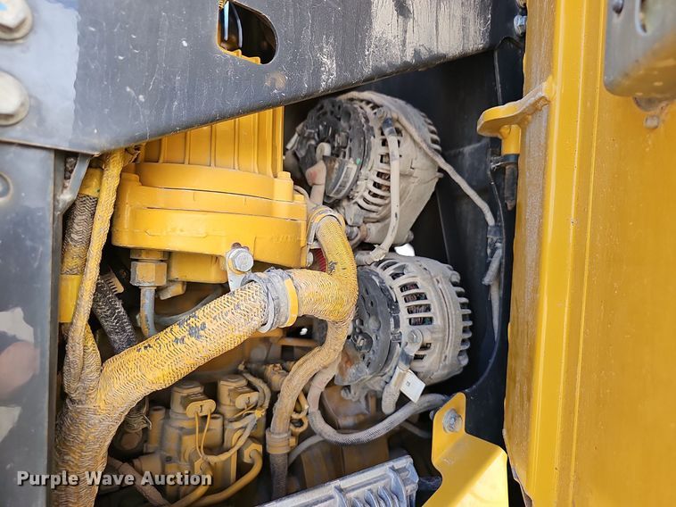 image for item EJ5670 2014 John Deere  770G motor grader