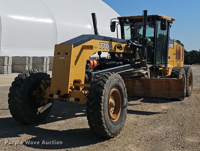image for item EJ5671 2012 John Deere 770G motor grader