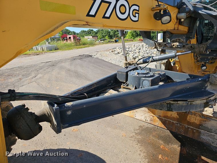 image for item EJ5671 2012 John Deere 770G motor grader