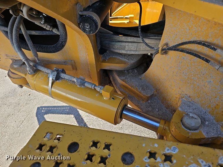 image for item EJ5671 2012 John Deere 770G motor grader